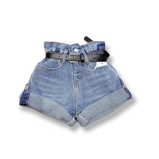 "BADDIE" SHORTS WITH BELT